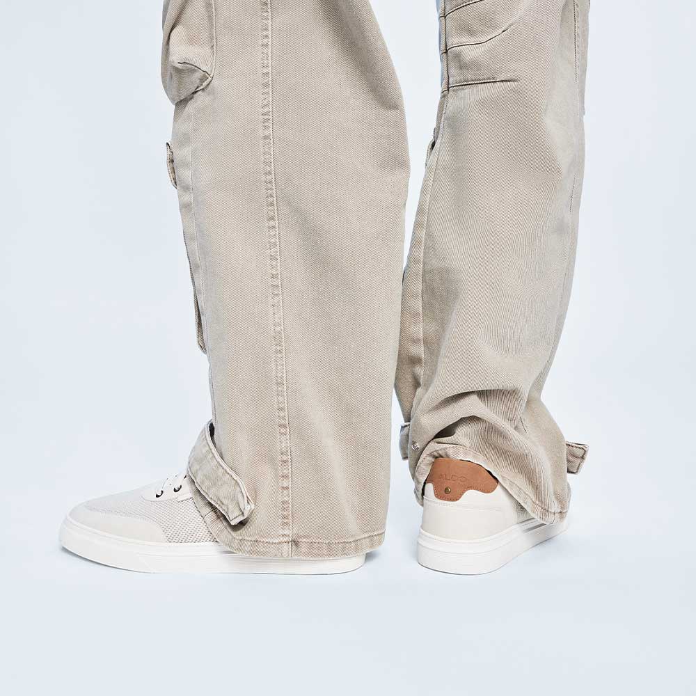 Mcenroe Men's Bone Sneakers image number 1